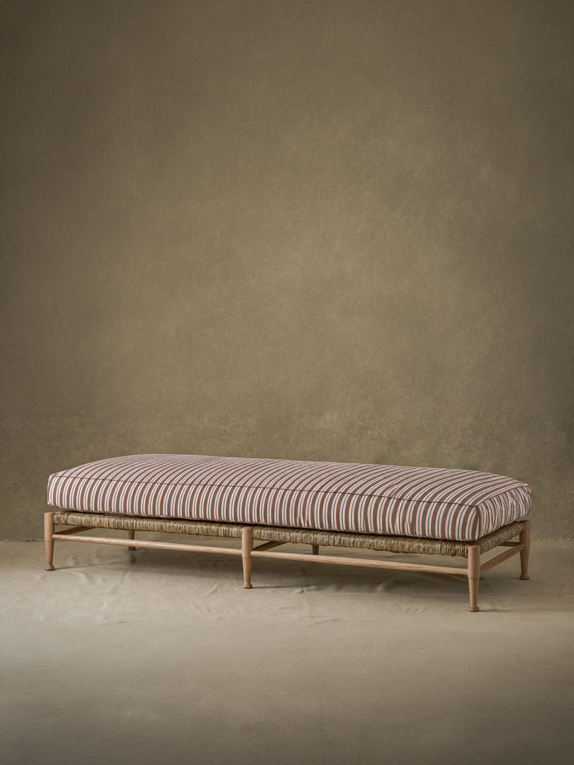 Bulrush Daybed