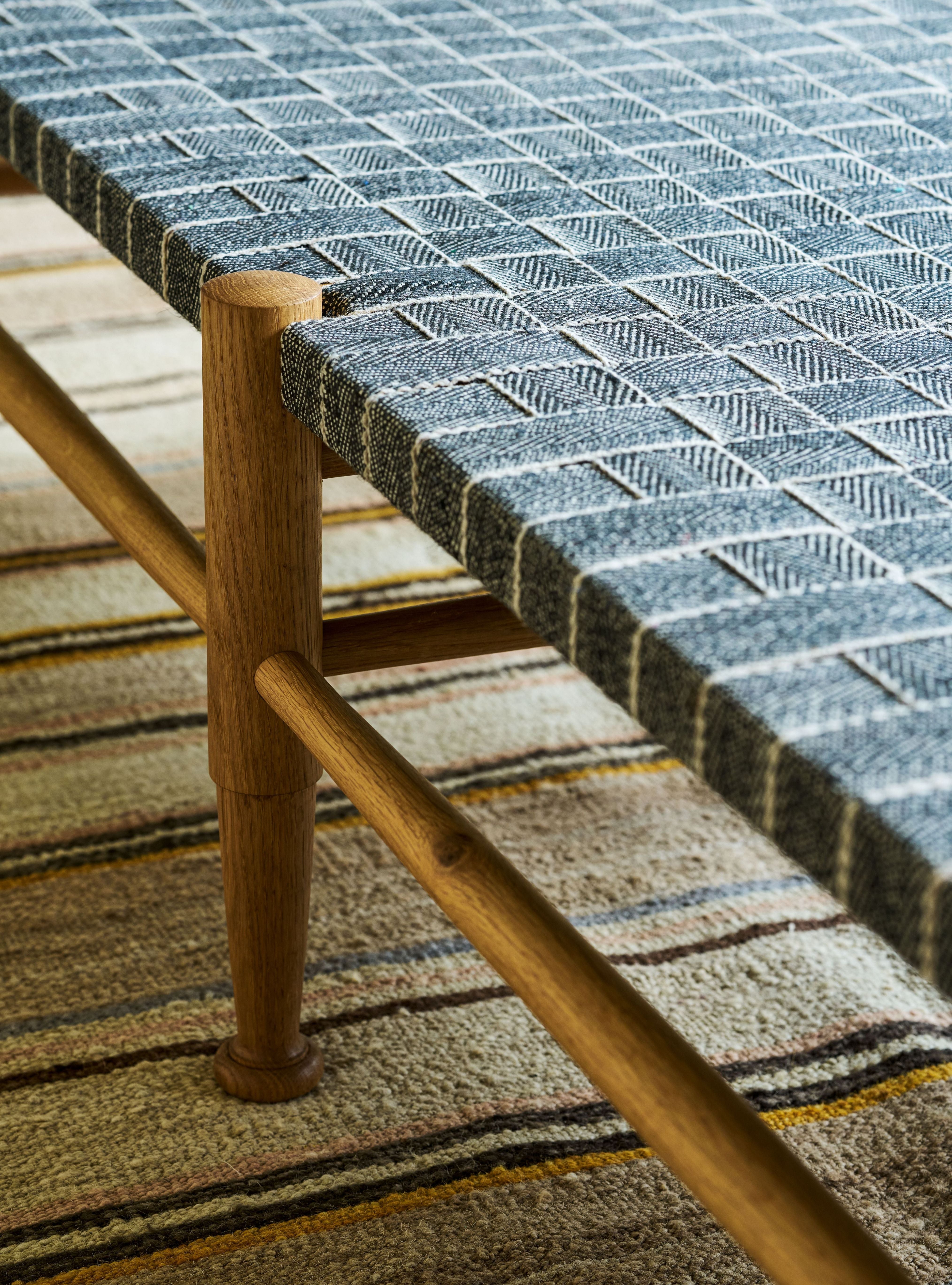 Weaver's Daybed