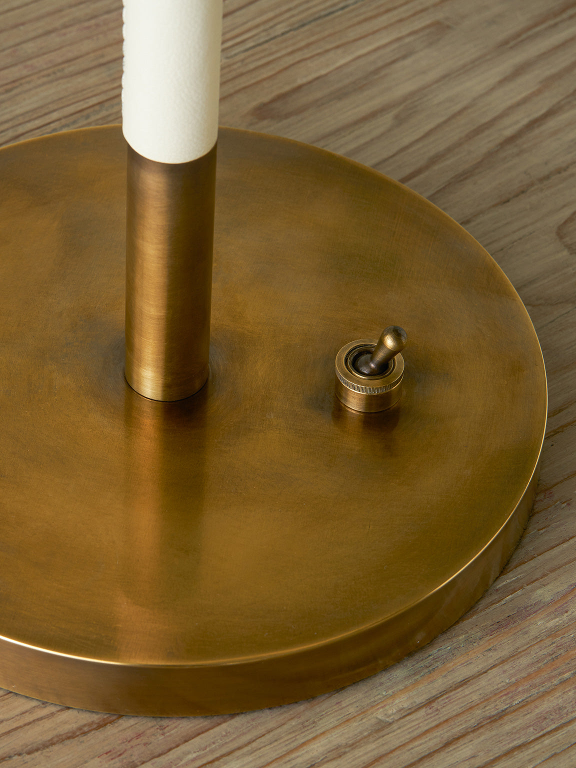 Parsons Desk Light - Ivory
