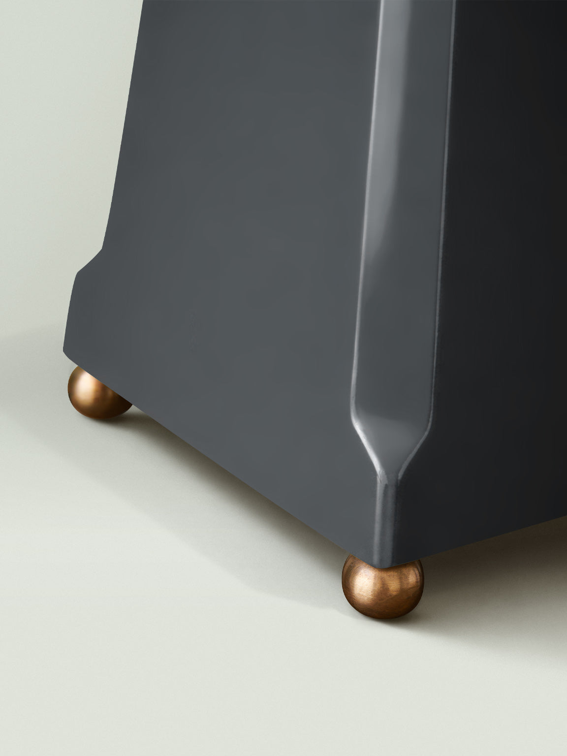 Plato Table Lamp