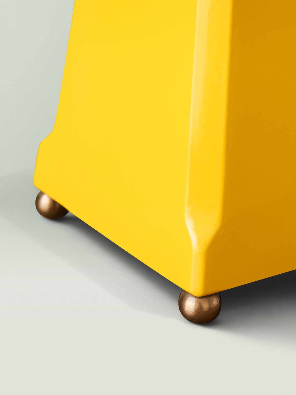 Plato Table Lamp