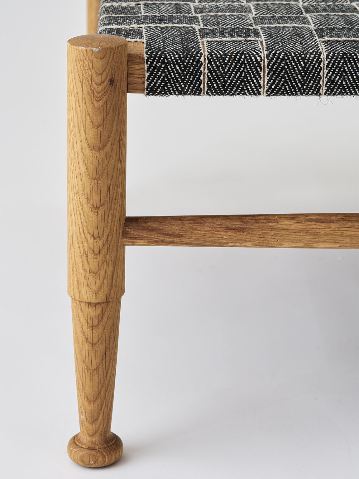 Webbed Daybed